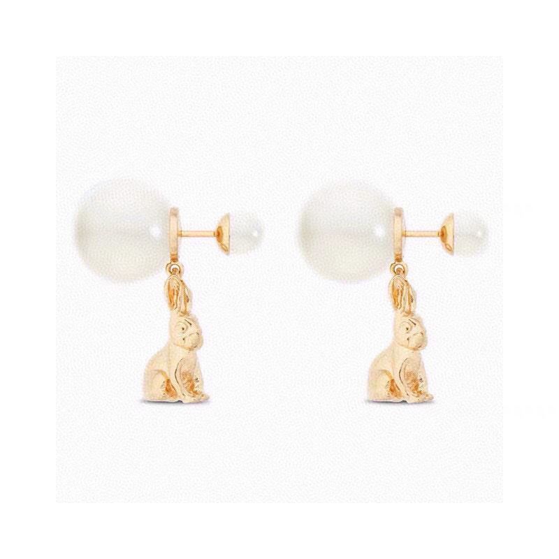 chr1st1an D10r earrings